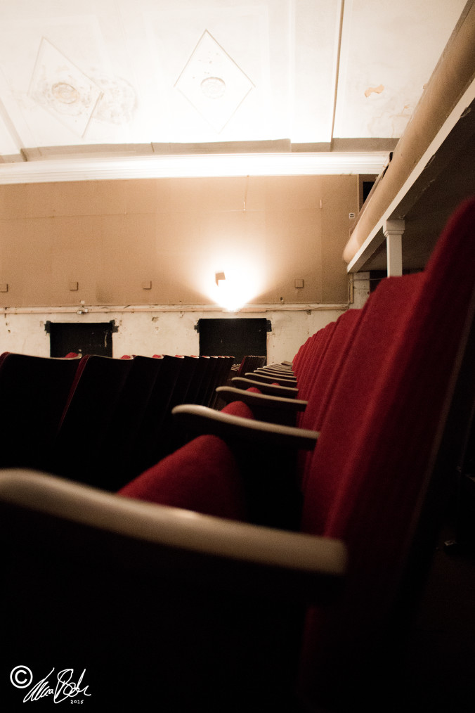 Lost Space - Theater